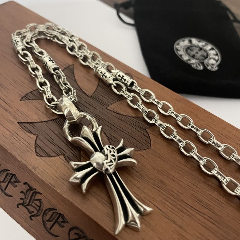 Ch**me He**ts necklaces